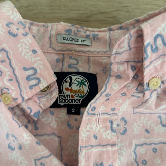 Reyn Spooner Small - Picture 3 of 4